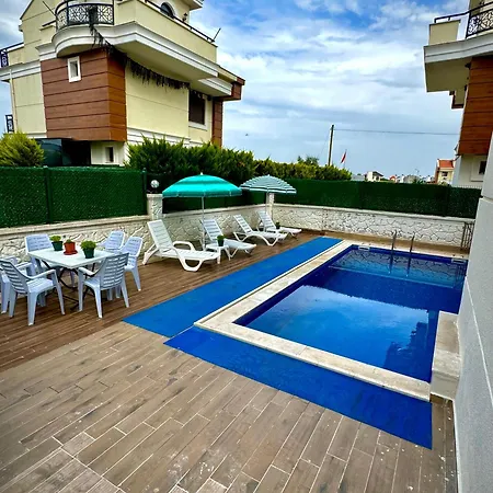 Polina Brn Villa Dikili